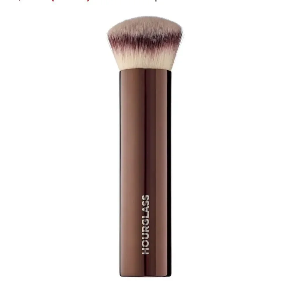Hourglass Vanish™ Foundation Brush